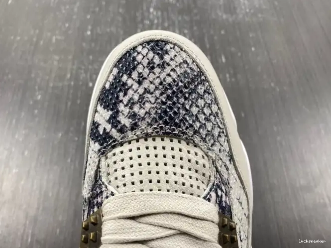 Reps LUCY Retro 4 Snakeskin Jordan 819139-030 0612